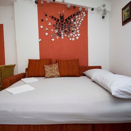 Apartman Mia I Toni Макарска Экстерьер фото